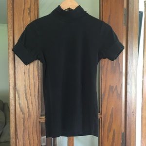 Stretchy turtleneck tee with puff sleeve